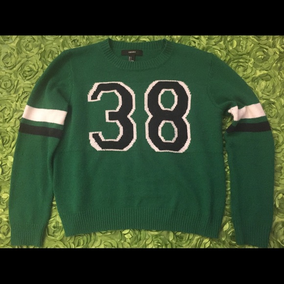 All Season Super Bundle+ Plus Free Sweater - Picture 8 of 8